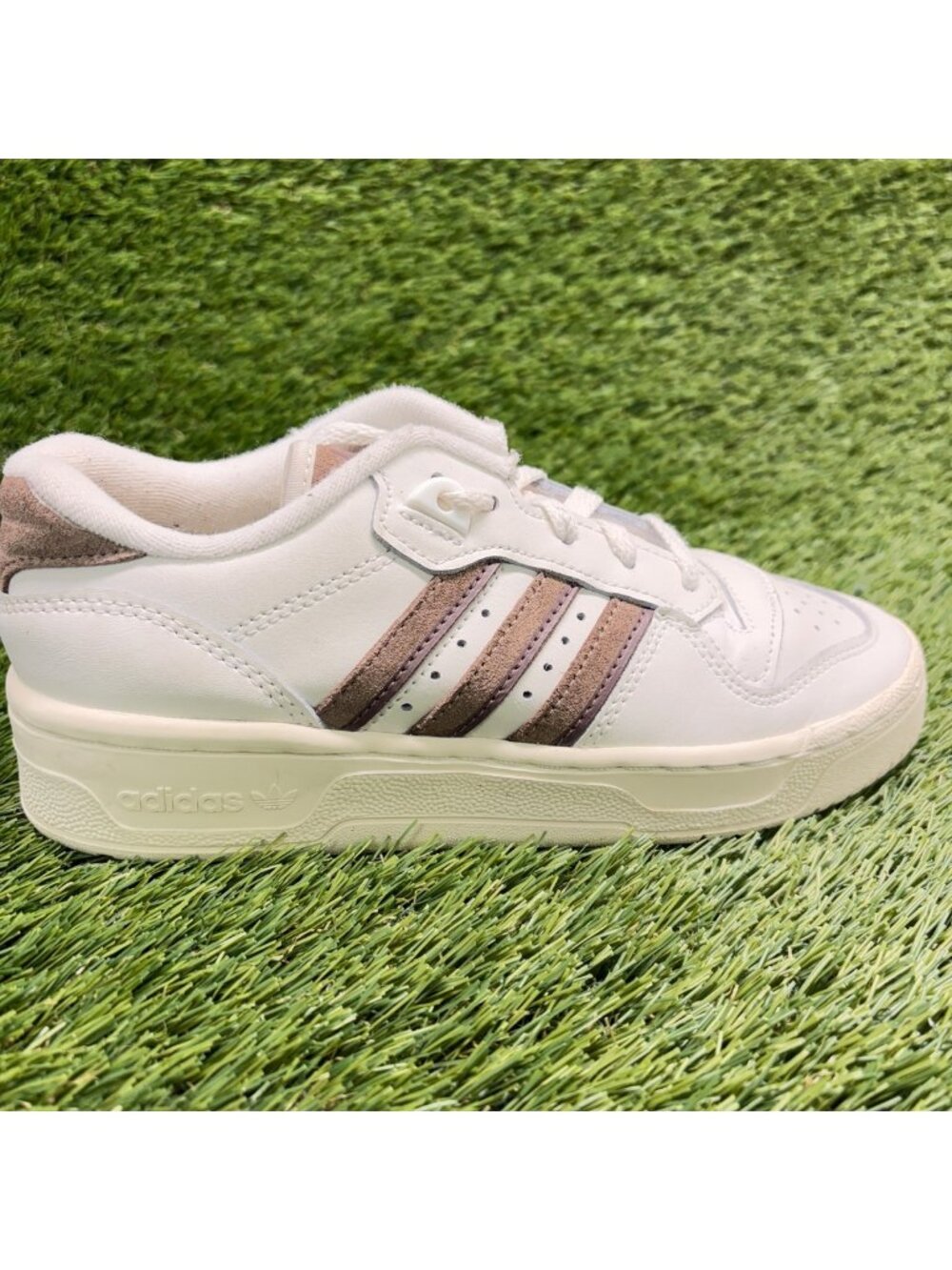 Adidas Rivalry Low Boys Size 4.5Y White Brown Athletic Leather Shoes Sneakers